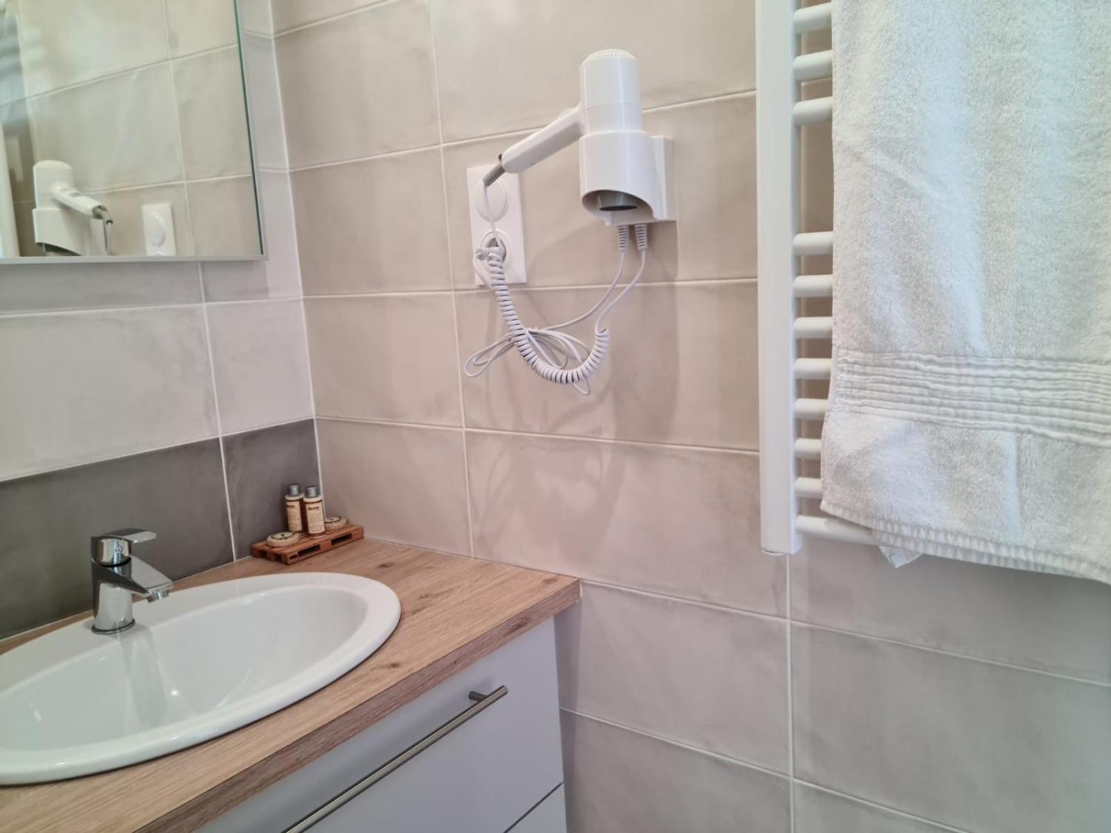 Bleu Outremer Saint-Cast-le-Guildo Chambre photo